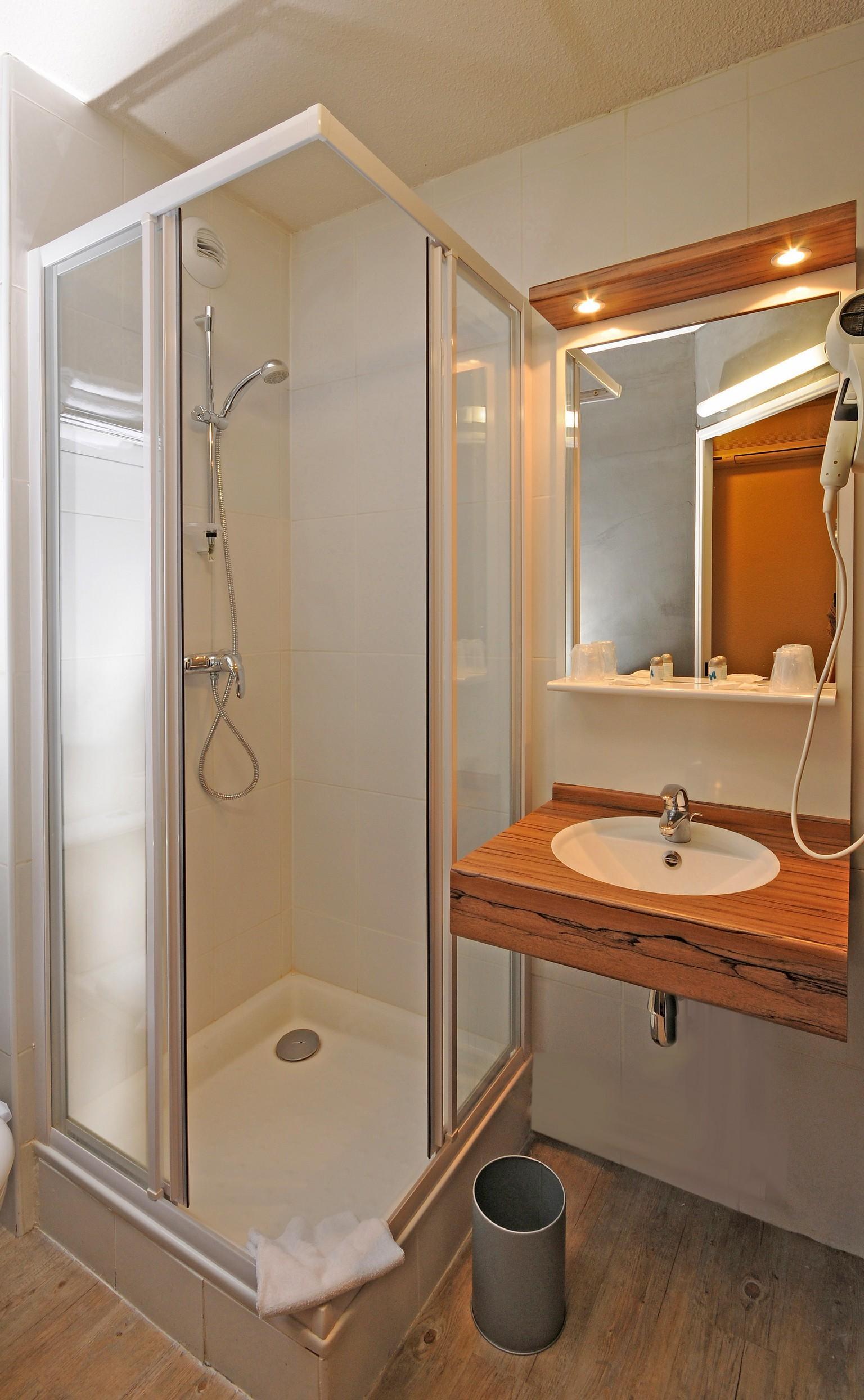 Ibis Styles Lyon Croix Rousse Hotel Екстериор снимка